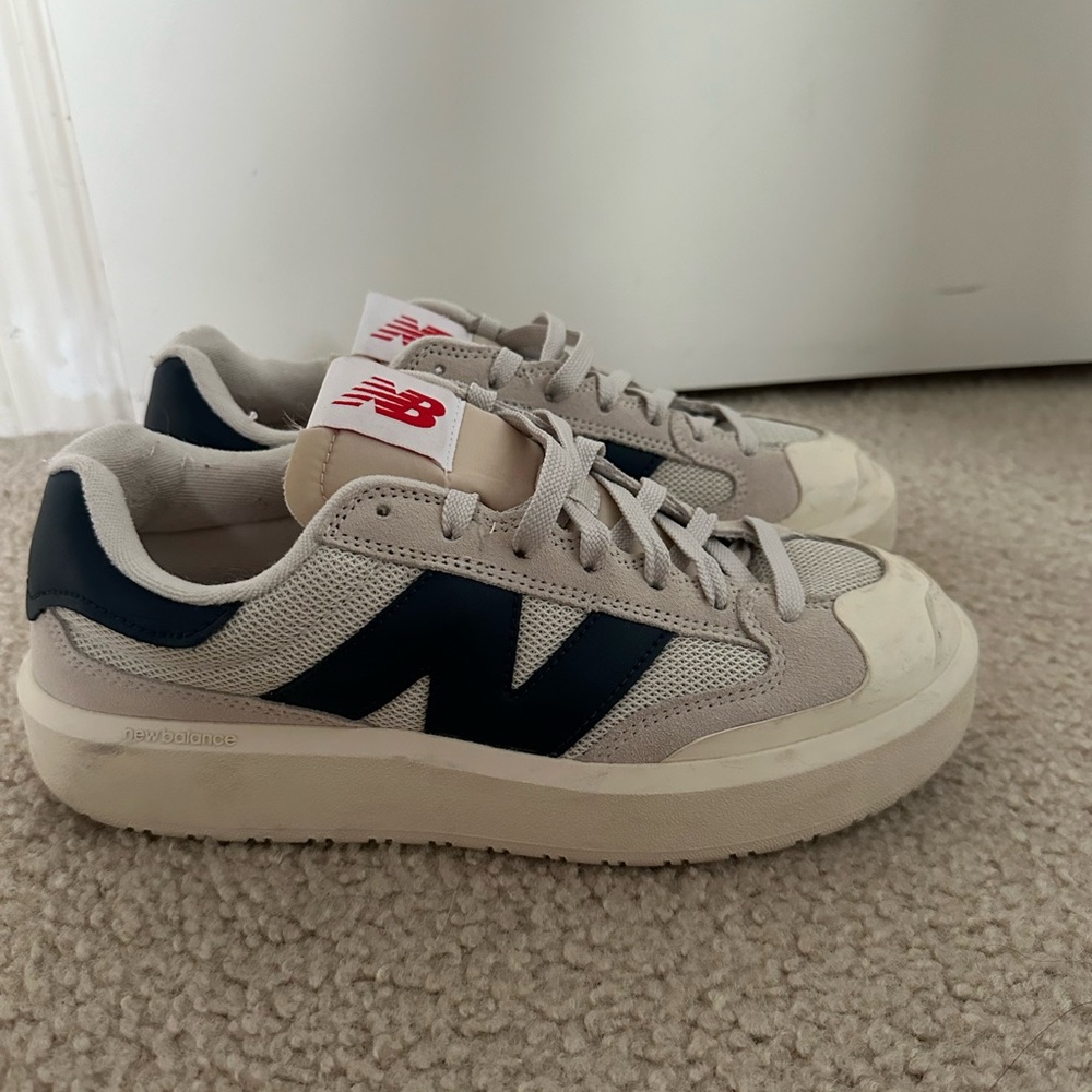New Balance Sneakers